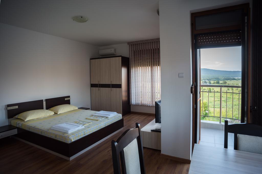 Guest House Georgievi Primorsko Eksteriør bilde